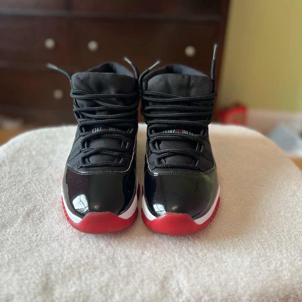 Jordan 11 Bred.